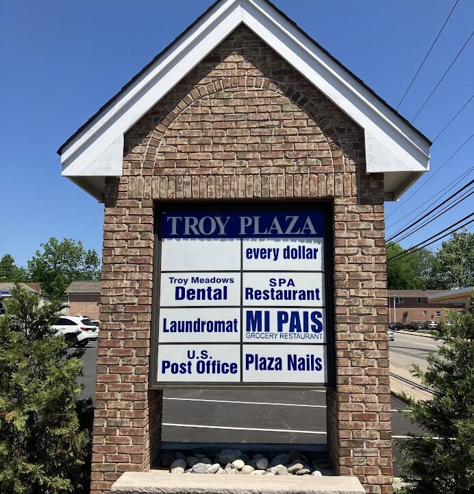Troy Plaza Shopping Center<br> Lake Hiawatha,Township of Parsippany Gallery Image | The Footing Factory